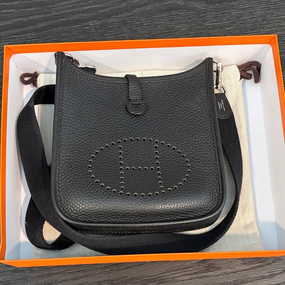 Hermes Evelyn TPM Crossbody - Picture 7 of 7